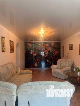 Коттедж 290м², 2-этажный, участок 10 сот.  