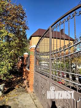 Дача 420м², 3-этажный, участок 17 сот.  