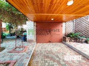 Дом 408м&sup2;, 2-этажный, участок 8 сот.  