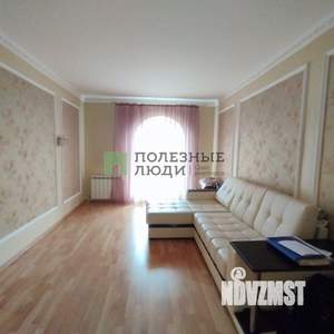 Дом 271м², 2-этажный, участок 6 сот.  