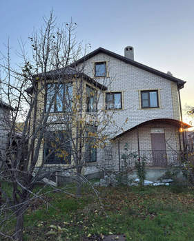 Дом 178м&sup2;, 2-этажный, участок 6 сот.  