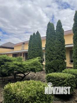 Коттедж 629м², 2-этажный, участок 18 сот.  