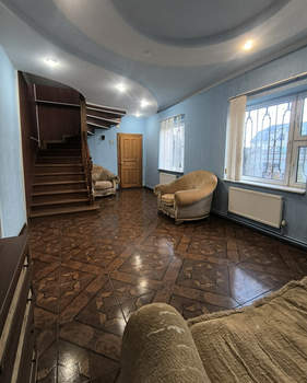 Дом 360м², 3-этажный, участок 7 сот.  