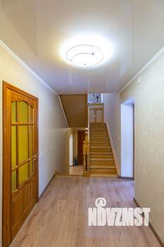 Дом 354м², 3-этажный, участок 7 сот.  