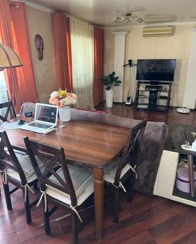 Дом 237м², 3-этажный, участок 13 сот.  