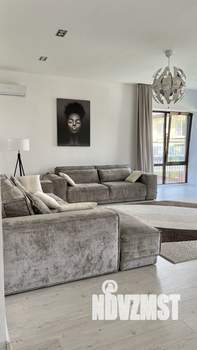 Коттедж 230м&sup2;, 1-этажный, участок 6 сот.  