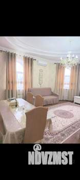 Коттедж 305м², 2-этажный, участок 6 сот.  