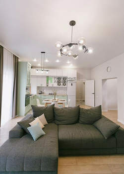 Дом 181м², 2-этажный, участок 4 сот.  