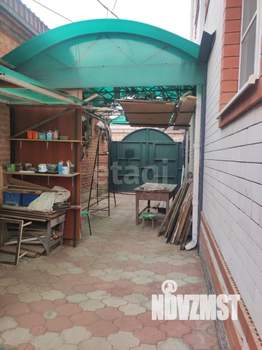 Дом 229м², 3-этажный, участок 3 сот.  