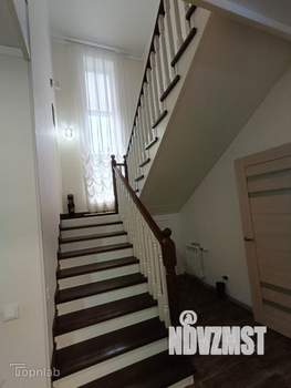 Дом 184м², 2-этажный, участок 6 сот.  