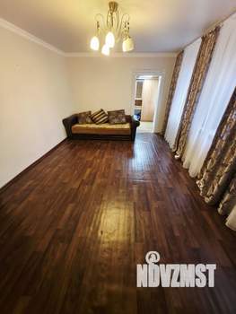 Дом 82м&sup2;, 2-этажный, участок 4 сот.  