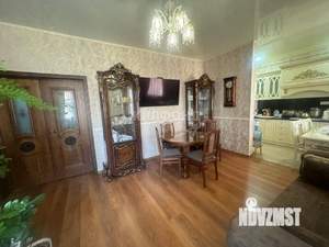 Дом 145м², 2-этажный, участок 6 сот.  