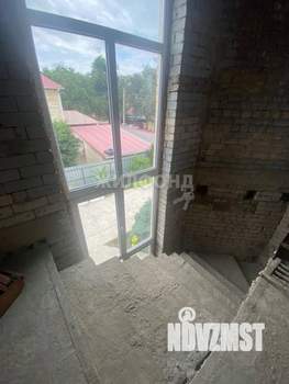 Дом 300м², 3-этажный, участок 6 сот.  