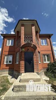 Дом 203м², 2-этажный, участок 8 сот.  