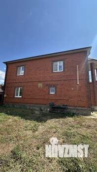 Дом 203м², 2-этажный, участок 8 сот.  