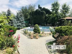 Дом 278м², 2-этажный, участок 10 сот.  