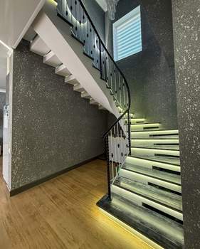 Дом 200м², 2-этажный, участок 5 сот.  