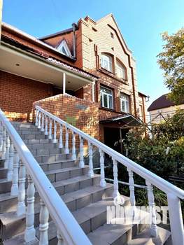 Дача 420м², 3-этажный, участок 17 сот.  