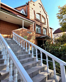 Дача 420м², 3-этажный, участок 17 сот.  