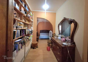 Дом 180м&sup2;, 2-этажный, участок 444 сот.  