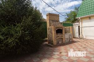 Коттедж 340м&sup2;, 3-этажный, участок 9 сот.  