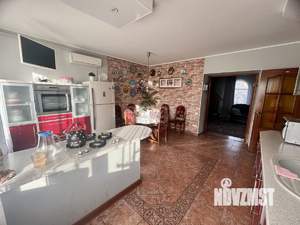 Дом 222м², 3-этажный, участок 4 сот.  