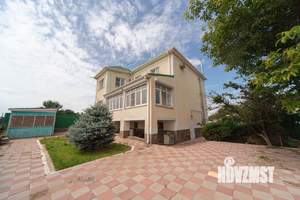 Коттедж 340м&sup2;, 3-этажный, участок 9 сот.  