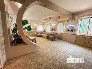 Коттедж 204м², 2-этажный, участок 11 сот.  