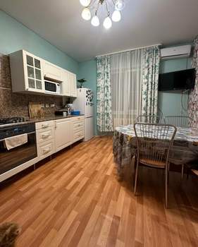 Дом 241м², 2-этажный, участок 4 сот.  