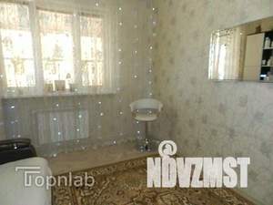 Дом 184м&sup2;, 2-этажный, участок 4 сот.  