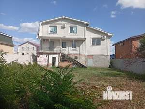 Дом 275м², 3-этажный, участок 6 сот.  