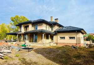 Дом 470м&sup2;, 2-этажный, участок 16 сот.  