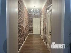 Дом 278м², 2-этажный, участок 10 сот.  