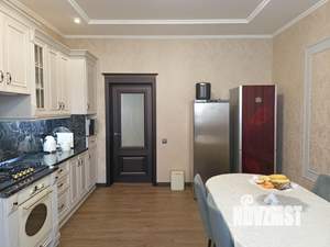 Дом 232м², 2-этажный, участок 5 сот.  