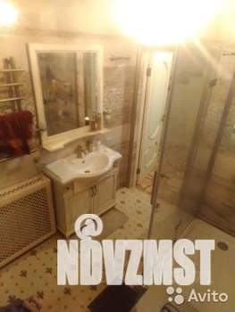 Коттедж 270м², 3-этажный, участок 3 сот.  