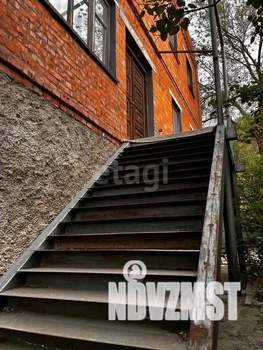 Дом 435м&sup2;, 3-этажный, участок 5 сот.  