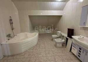 Дом 390м², 3-этажный, участок 6 сот.  