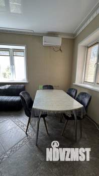 Дом 203м², 2-этажный, участок 8 сот.  