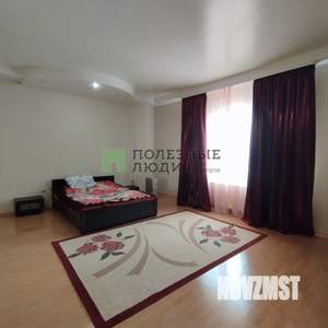 Дом 271м², 2-этажный, участок 6 сот.  