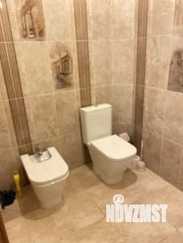 Коттедж 214м², 3-этажный, участок 5 сот.  