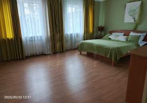 Дом 237м², 3-этажный, участок 13 сот.  