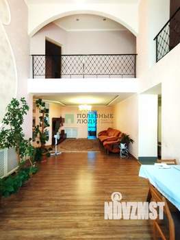 Дом 408м², 2-этажный, участок 8 сот.  