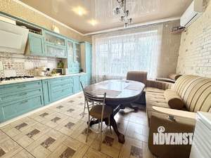 Дом 152м&sup2;, 2-этажный, участок 4 сот.  