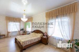 Коттедж 354м², 3-этажный, участок 7 сот.  