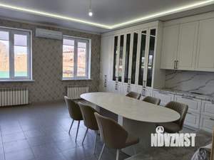 Дом 312м², 2-этажный, участок 7 сот.  