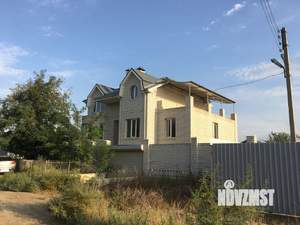 Коттедж 360м², 3-этажный, участок 20 сот.  