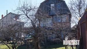 Дом 36м&sup2;, 2-этажный, участок 6 сот.  