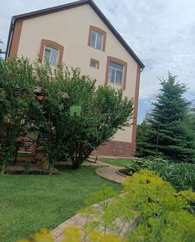 Дом 354м², 3-этажный, участок 7 сот.  