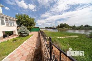 Коттедж 340м&sup2;, 3-этажный, участок 9 сот.  