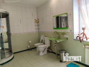 Коттедж 312м², 3-этажный, участок 6 сот.  